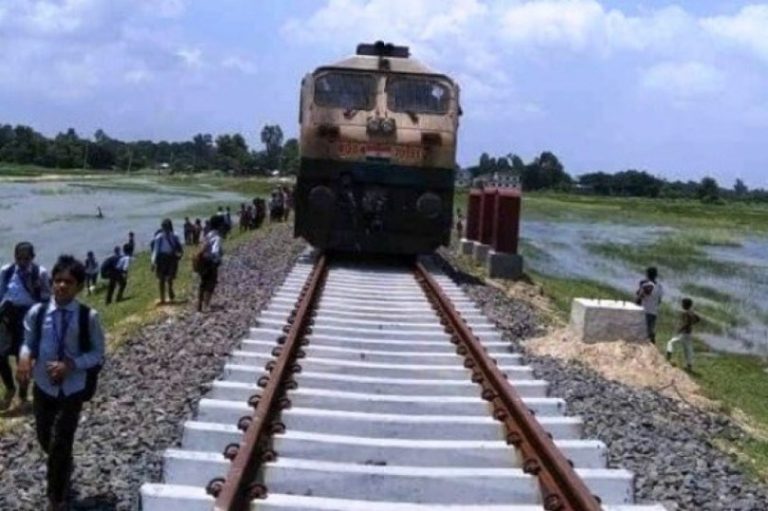 भारतको झारखण्डबाट जनकपुर आइपुग्यो रेल