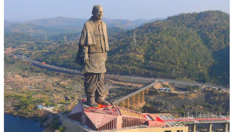 भारतमा विश्वकै अग्लो मूर्ति, कति लाग्यो होला खर्च ?